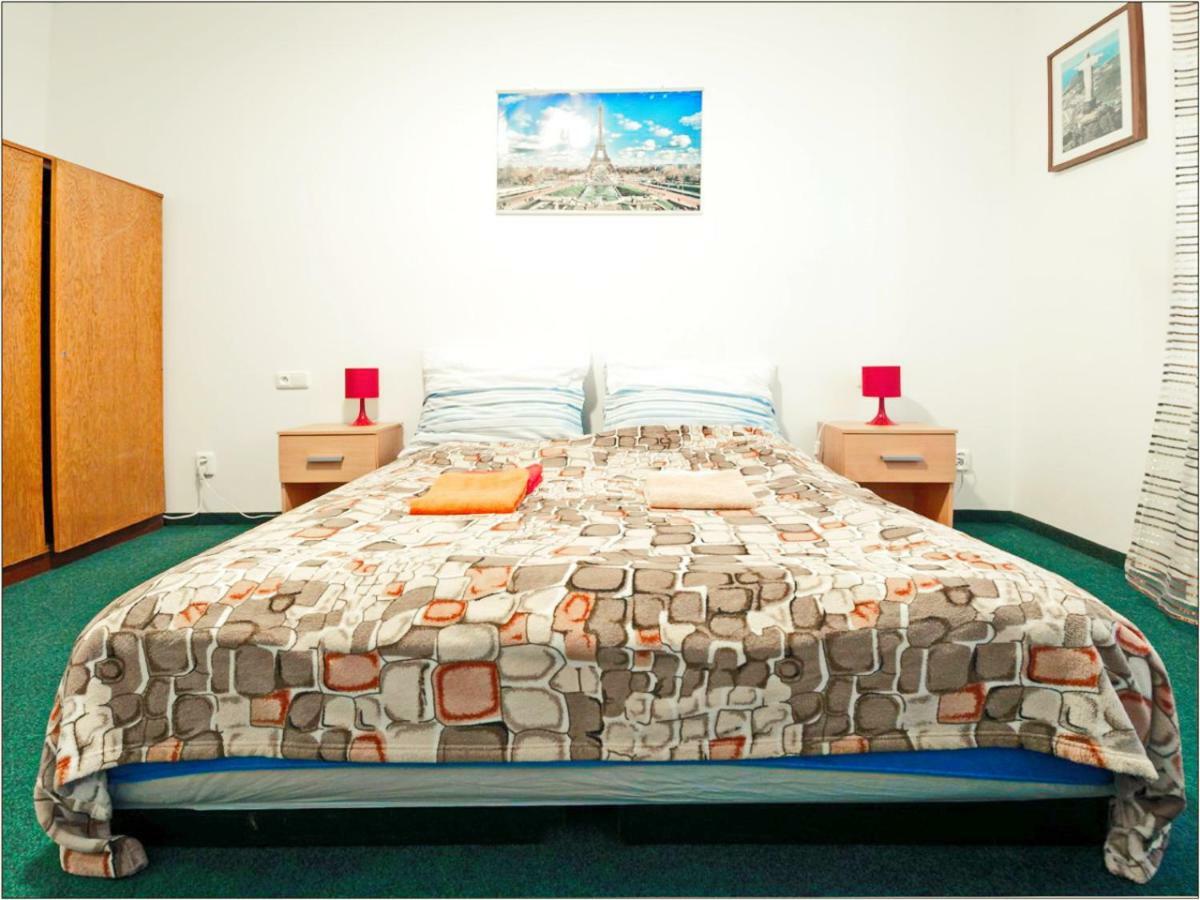 Apartments House Seifertova Affittacamere 3*
